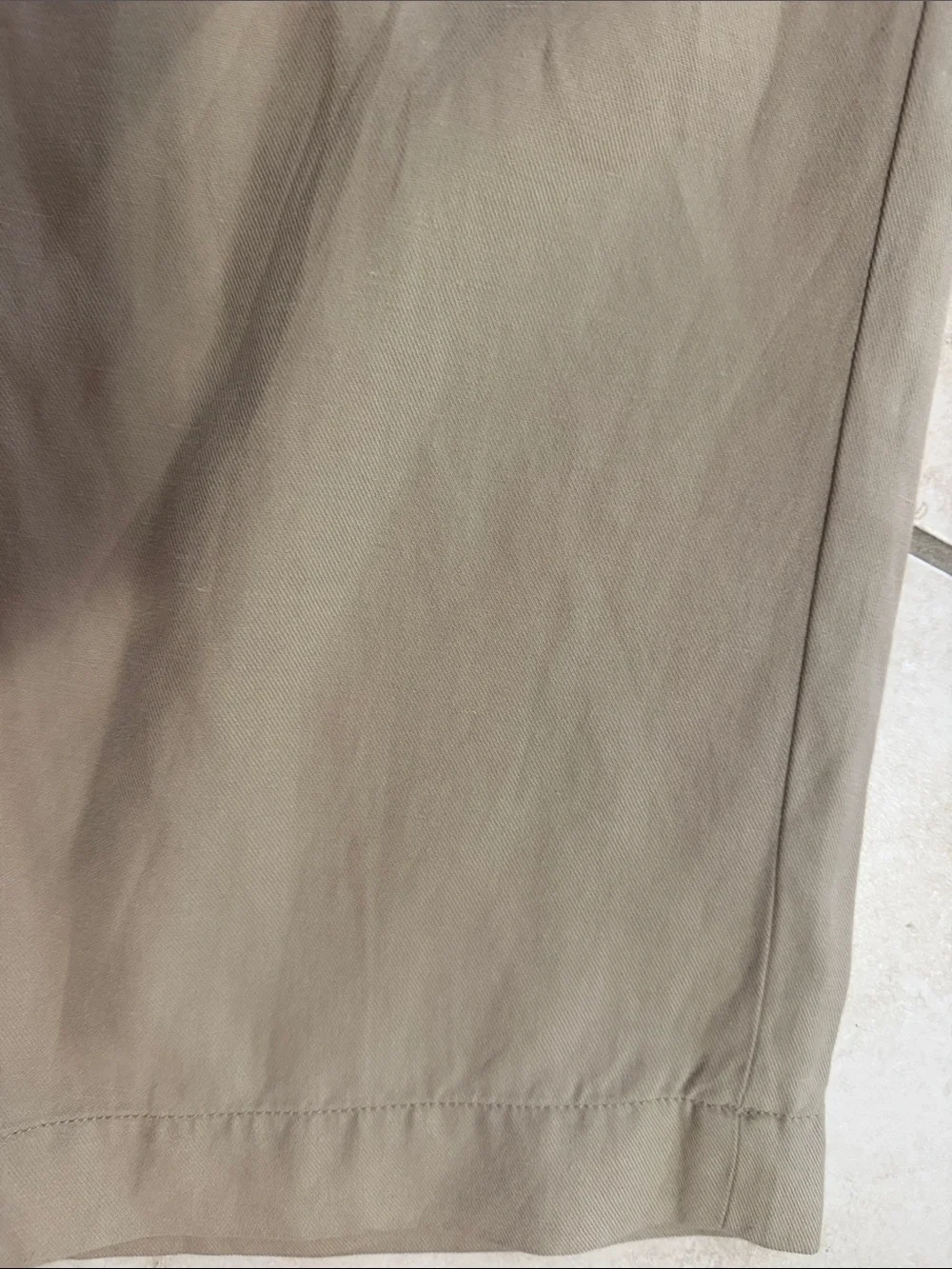 Banana Republic Women’s Pants in Light Brown - Picture 3 of 8